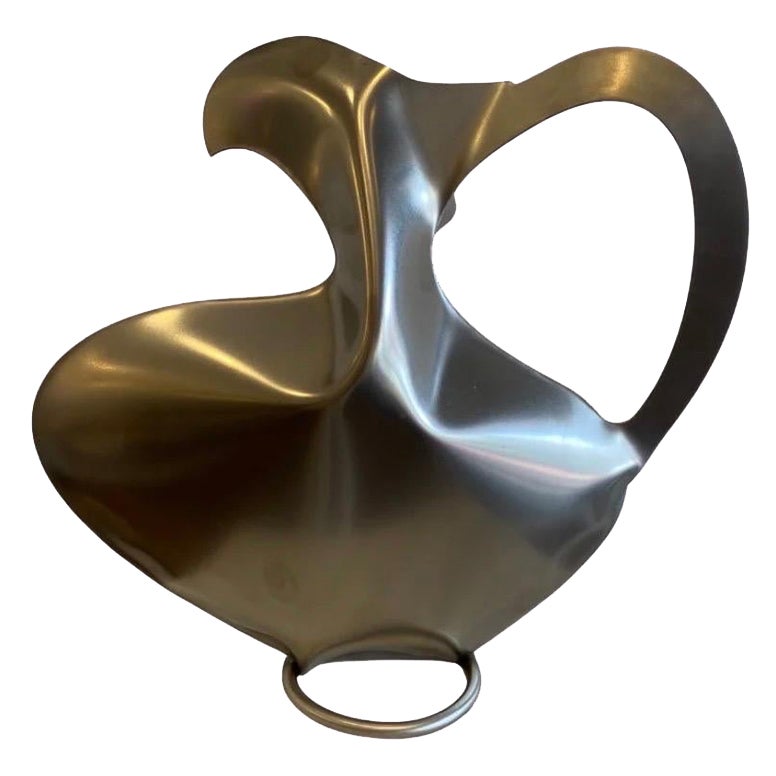 Steel Vase III by Duzi Objects  For Sale