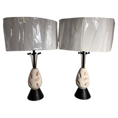 American Mid-Century Modern Pair of White and Pink Ceramic Table Lamps