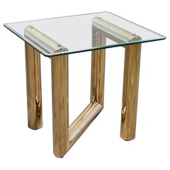Table d'appoint ou d'extrémité en laiton des années 1970 avec plateau en verre carré style Karl Springer