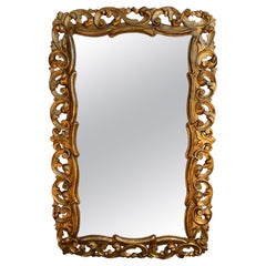 Spanischer Spiegel mit Gesso, Vergoldung und Holz