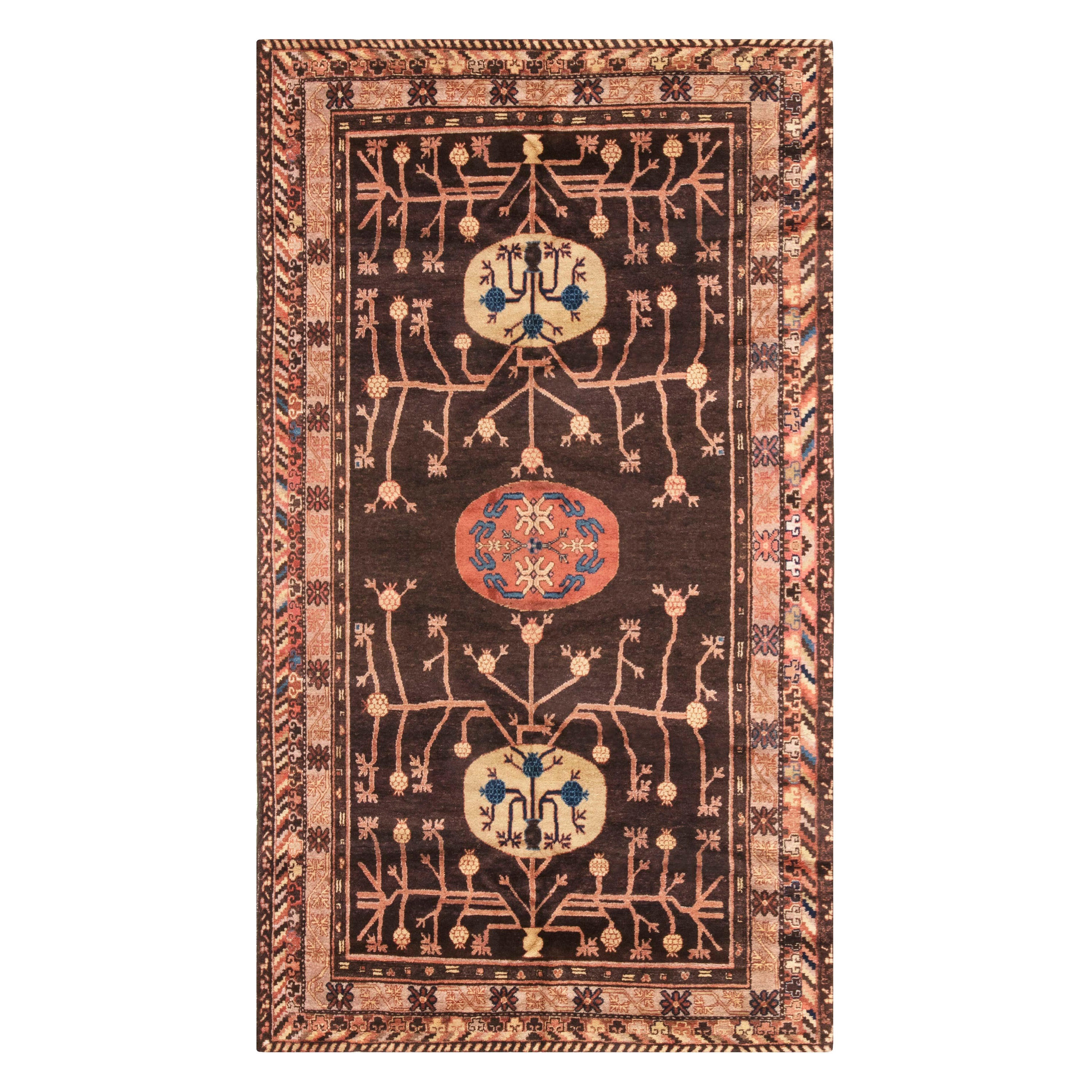 Vintage Samarkand Brown Handgefertigter Wollteppich im Angebot