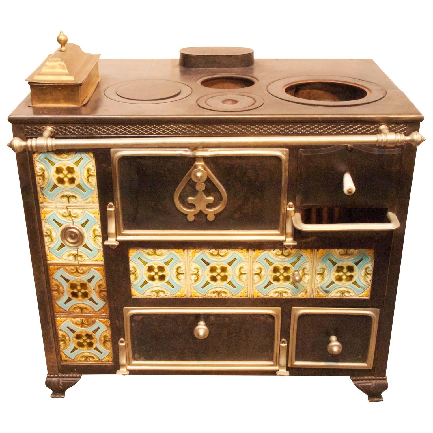 Early 19th Century French Cooking Stove at 1stdibs