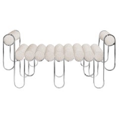Apollo Loveseat, Sofa, Daybed, Modern, Sculptural  Cadre chromé et bouclette crème