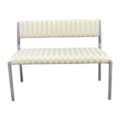 Verchromte Chrombank Grün gestreift 1970er Hollywood Regency Modernistischer Vintage-Tisch