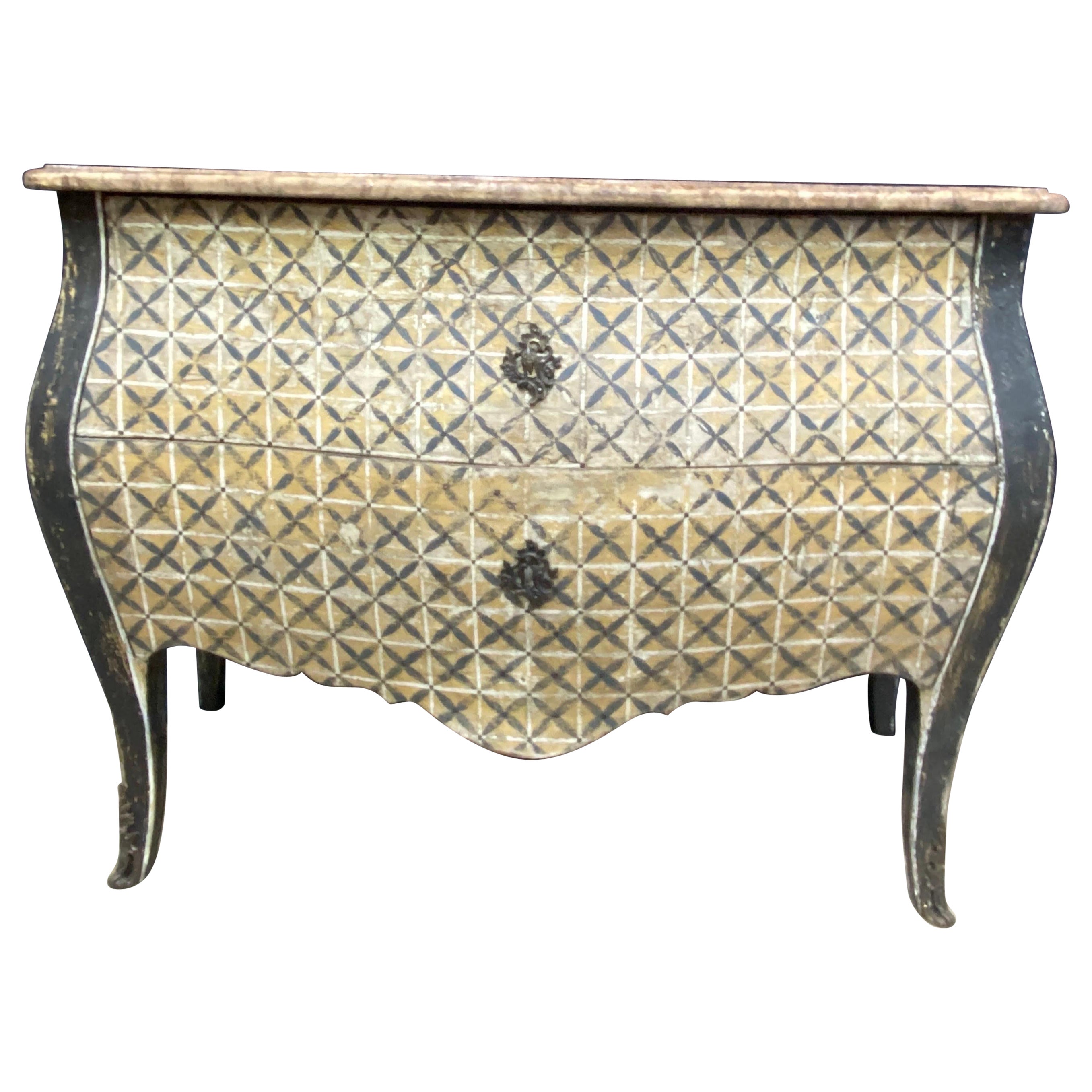 Louis XV chest of drawers patinated sauté pan with shapes and marble  For Sale