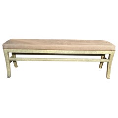 Antique English bench with patinated saber feet and linen fabrics dating from the  