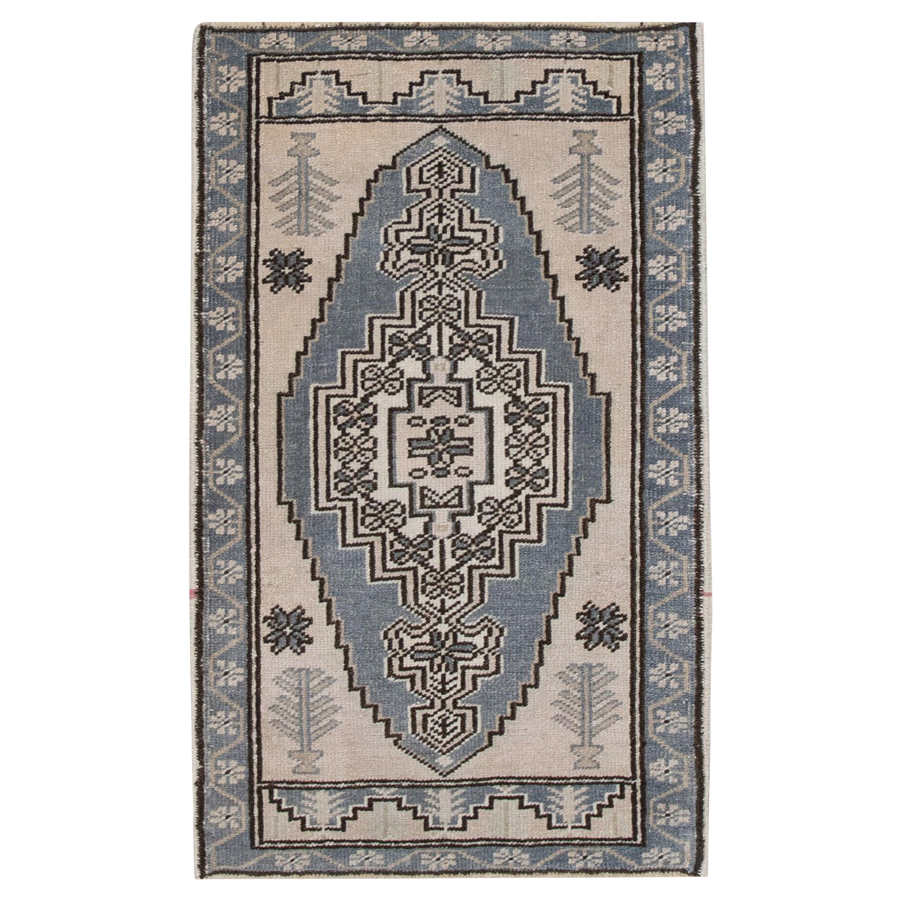 Oriental Hand Knotted Turkish Mini Rug 1'11" x 3' #45 For Sale