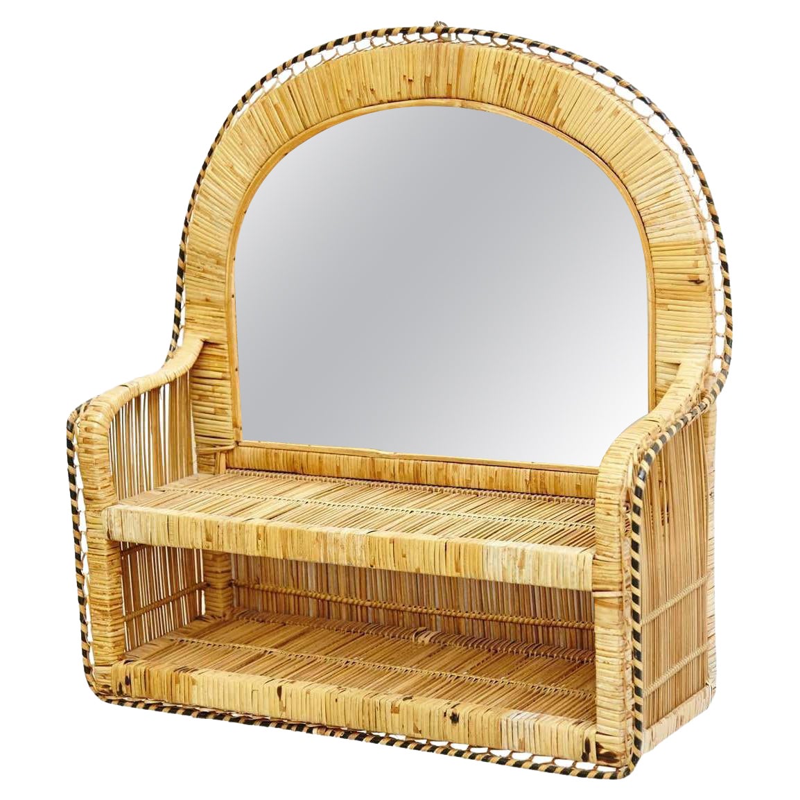 Miroir mural du milieu du siècle avec étagère, fabriqué à la main en rotin, vers 1960 en vente