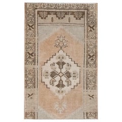 Mini tapis turc noué à la main 1'8" x 2'7" n°64