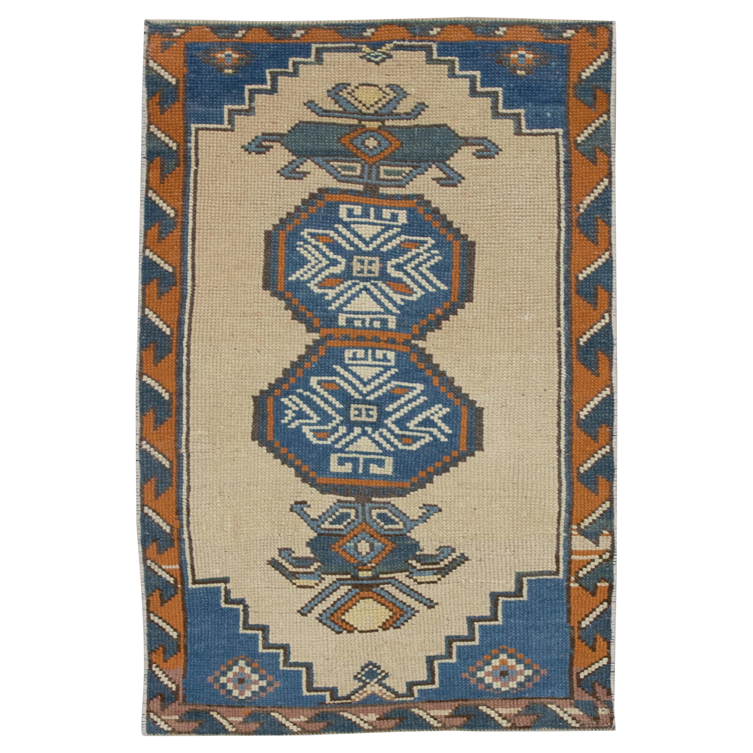 Oriental Hand Knotted Turkish Mini Rug 2' x 3'10" #8849 For Sale