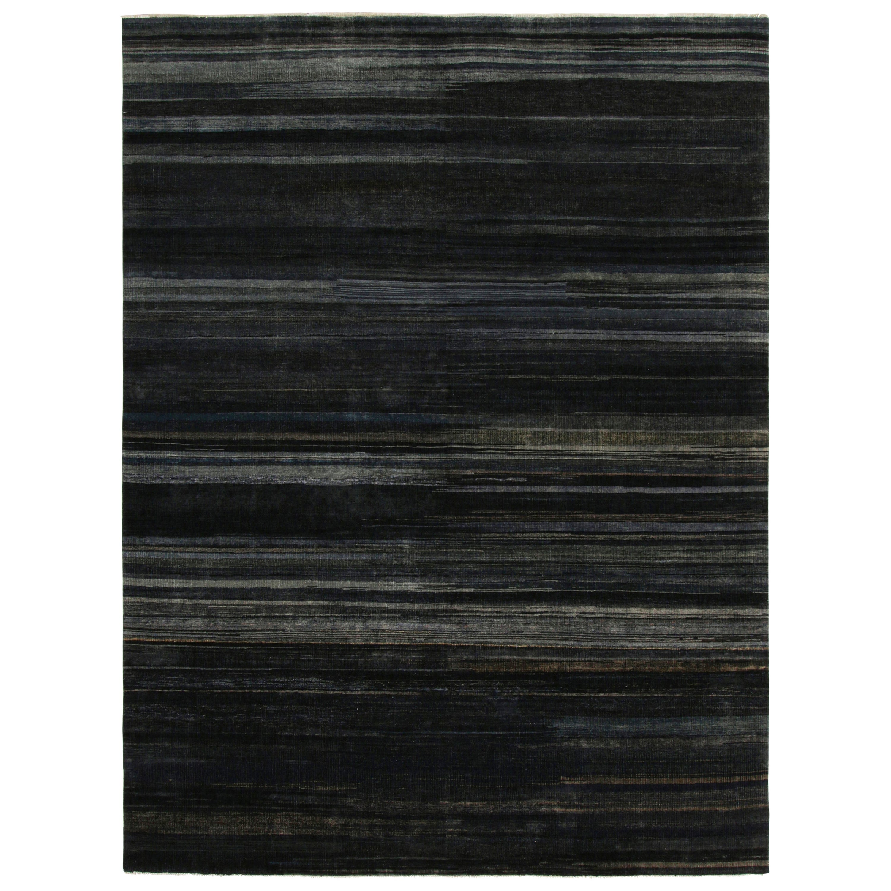 This 9x12 textural rug is an exciting new addition to the Texture of Color collection by Rug & Kilim, made with hand-knotted wool and a new take on the theme of this collection—particularly a vegetable dye like those used in antique or vintage rugs