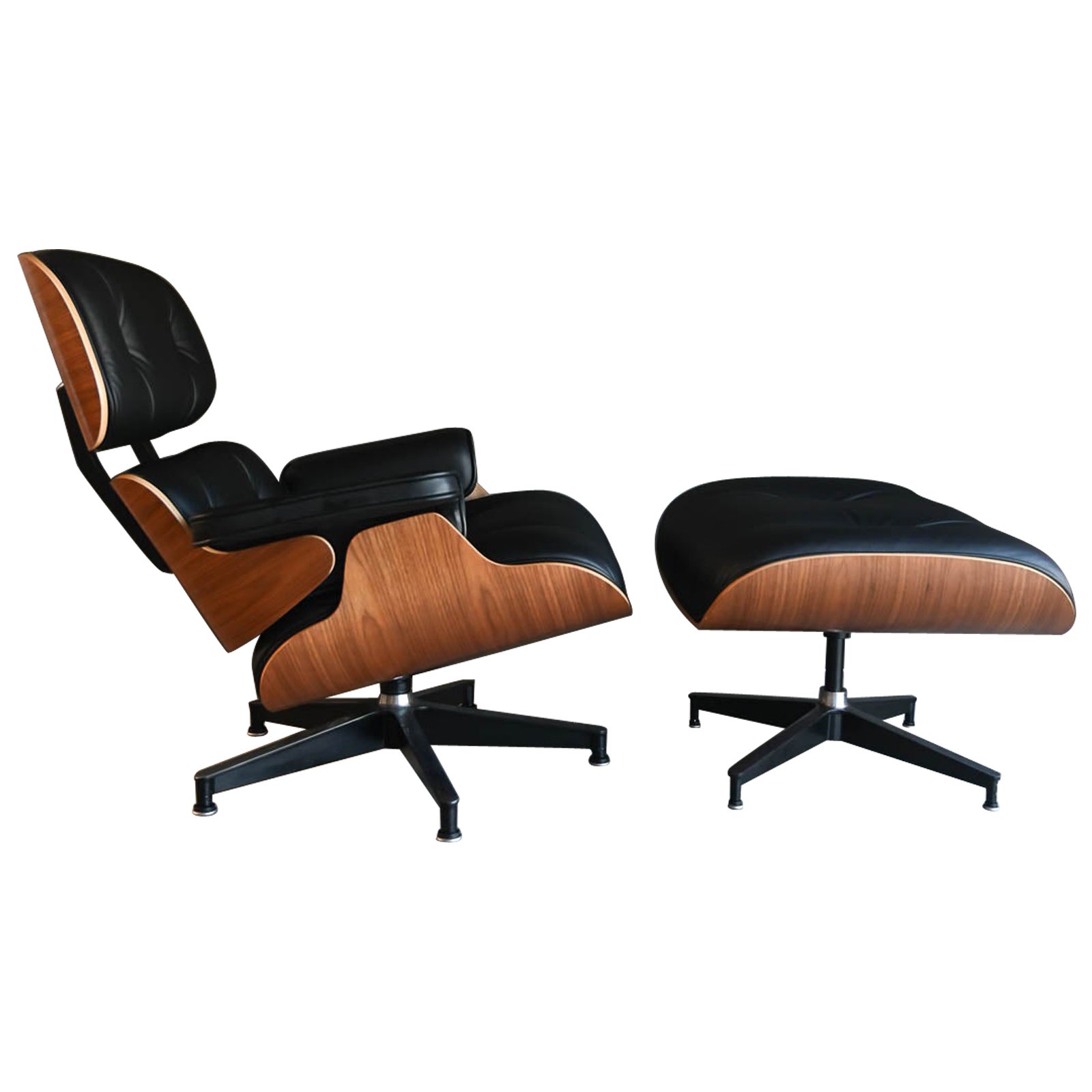 Chaise longue et pouf Charles Eames pour Herman Miller 670/671, 2021 en vente