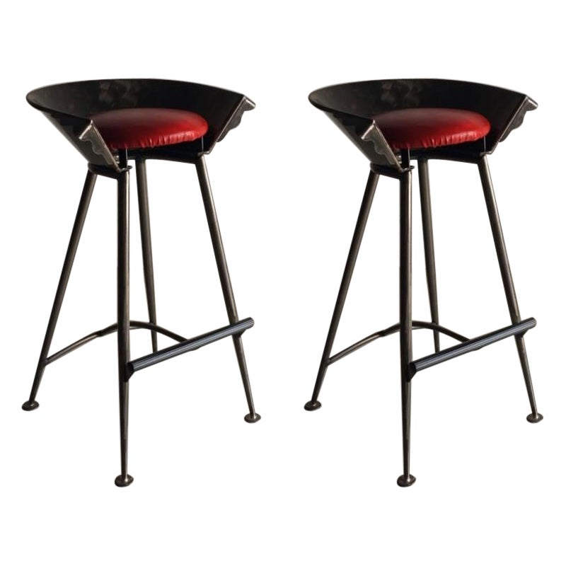 Set of 2 Brutalist Cast Metal Red Bar Stools Italy, 1980s For Sale