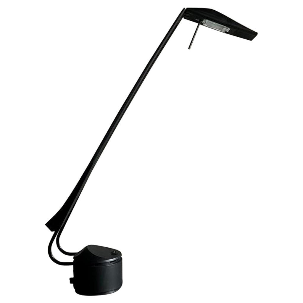 Lampe de bureau postmoderne en métal noir, années 1980 en vente