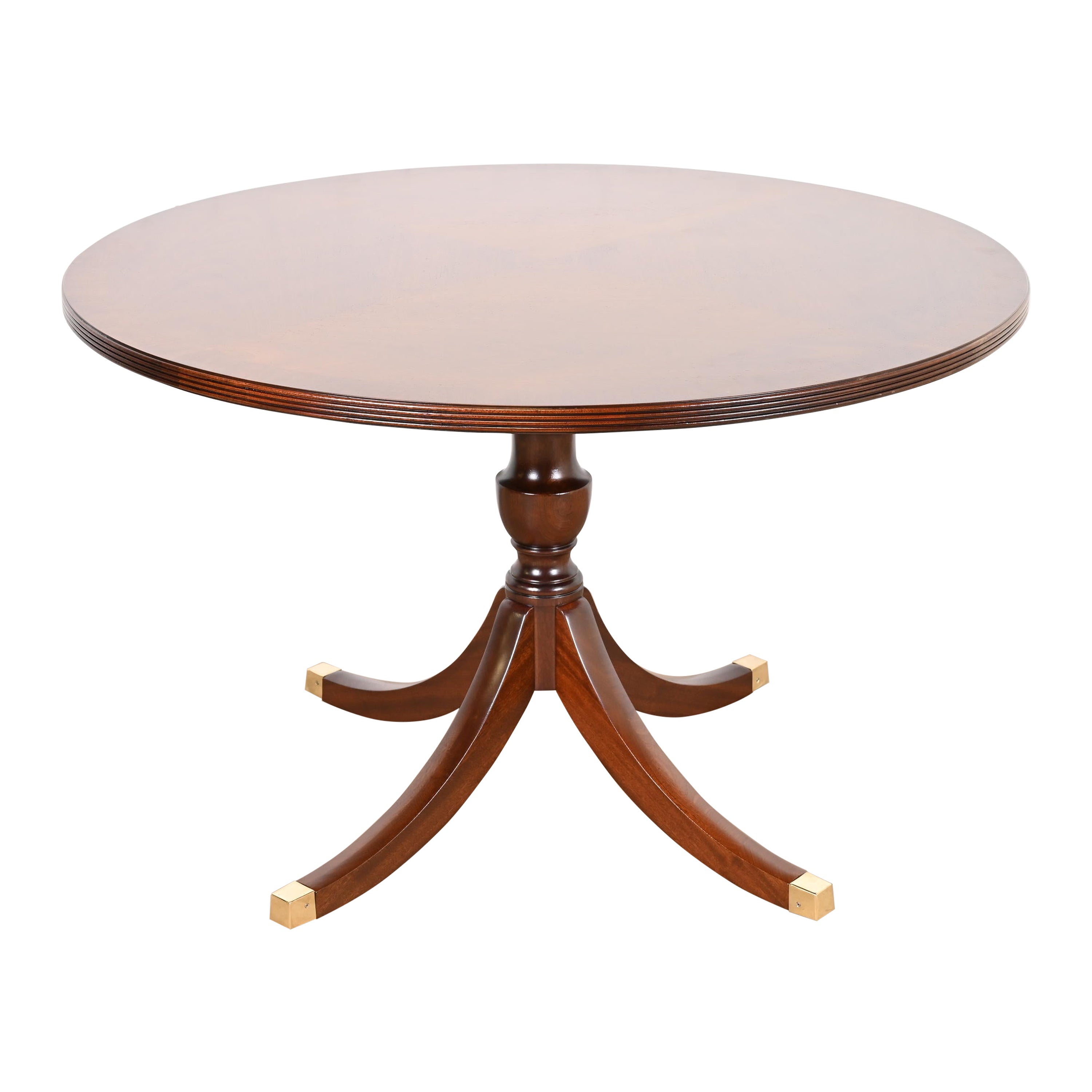 Henkel Harris Georgian Banded Mahogany Pedestal Dining or Breakfast Table