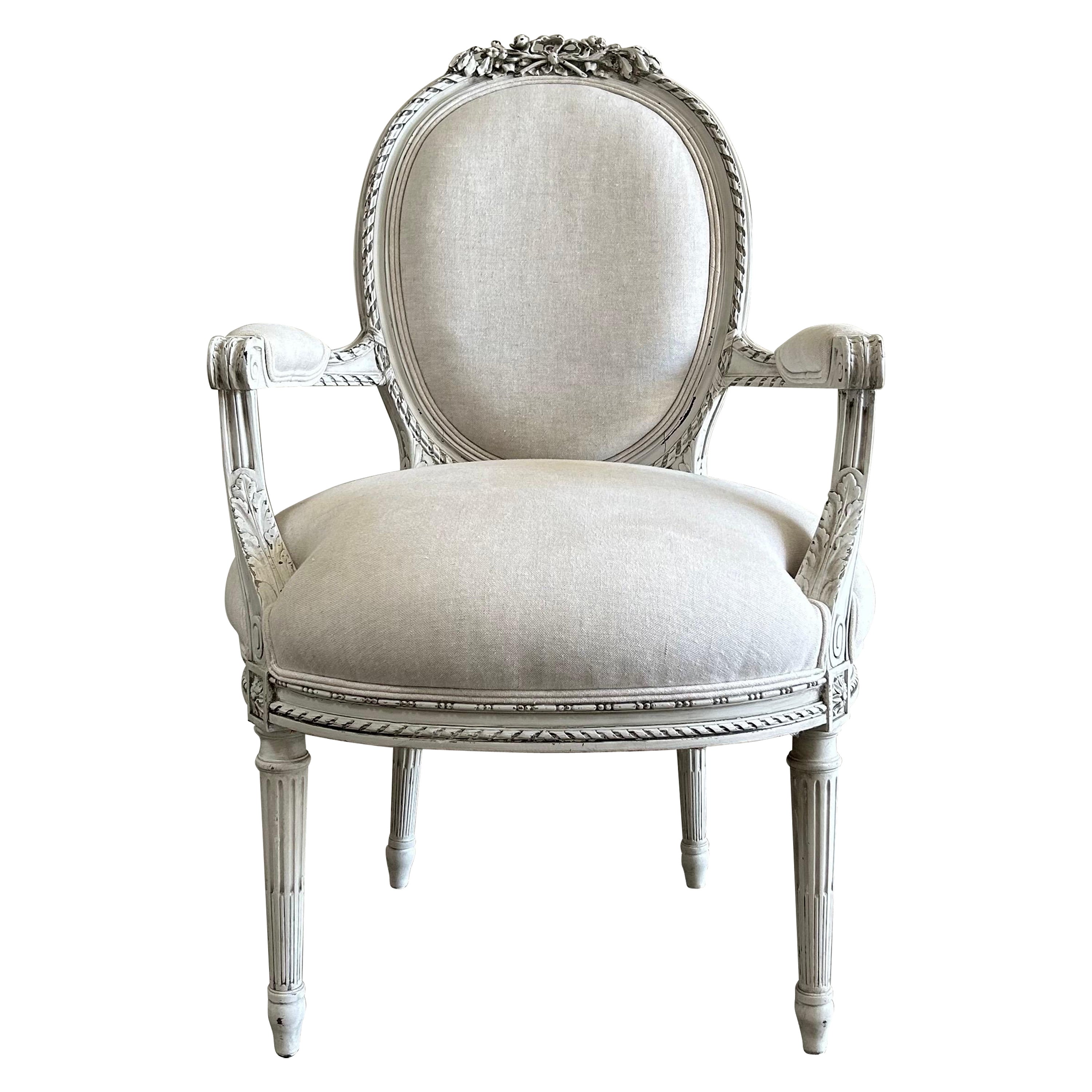 Antique Louis XVI style accent chair For Sale