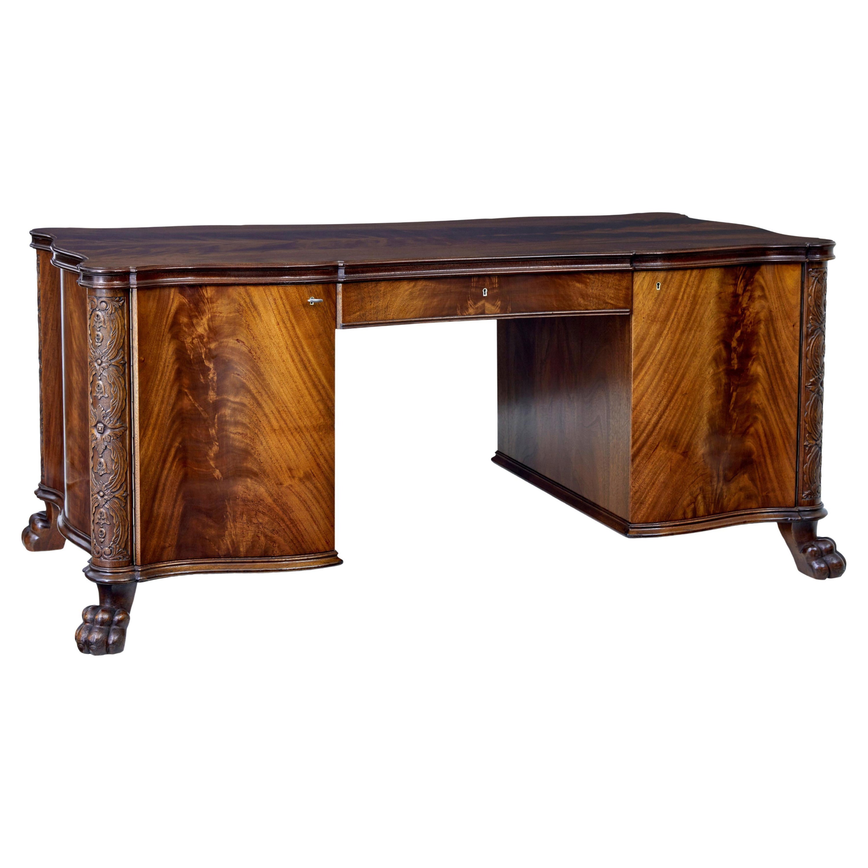 Mid 20th century carved mahogany Swedish desk For Sale