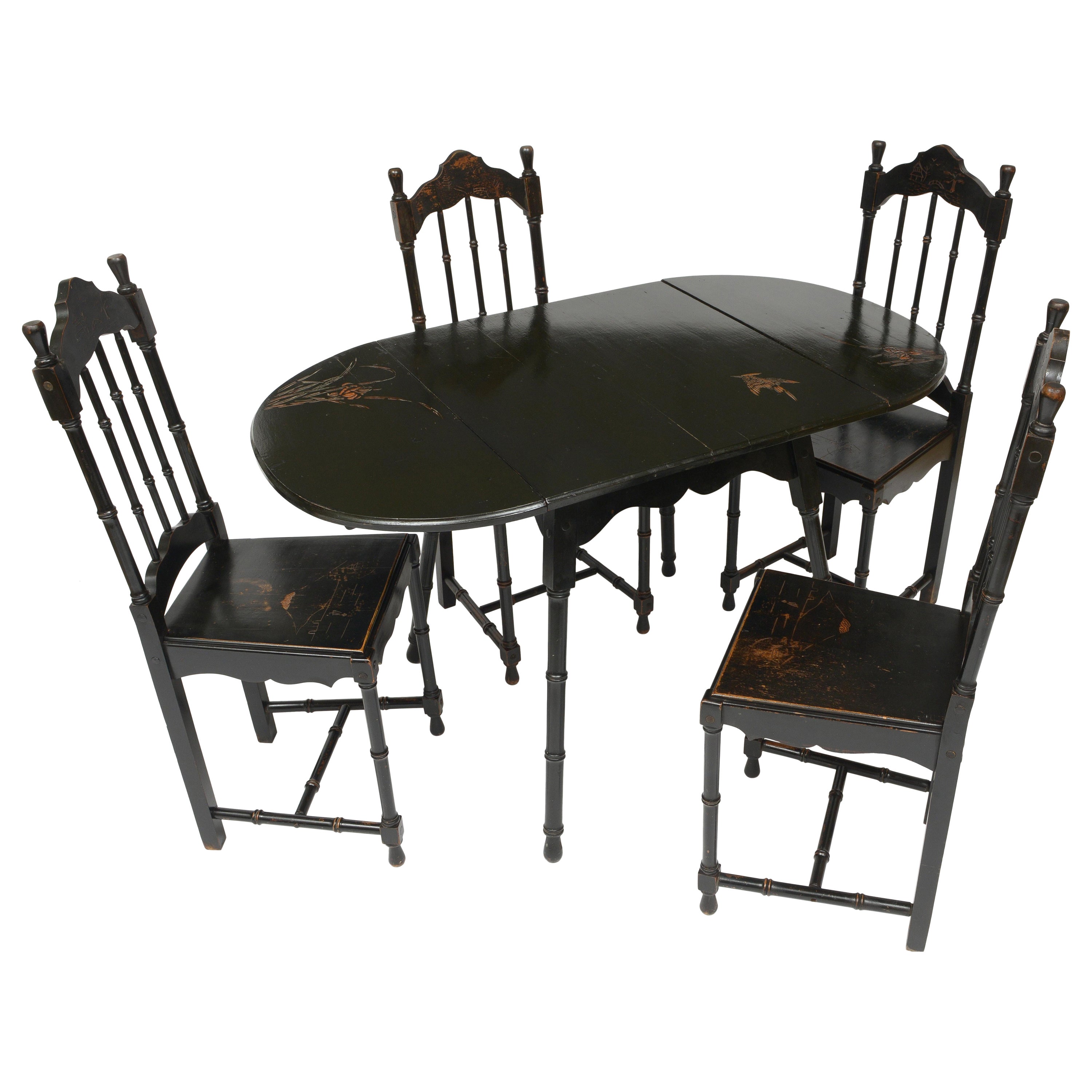 Table à thé japonaise de la fin du 19ème siècle avec quatre chaises - Ensemble de 5 en vente
