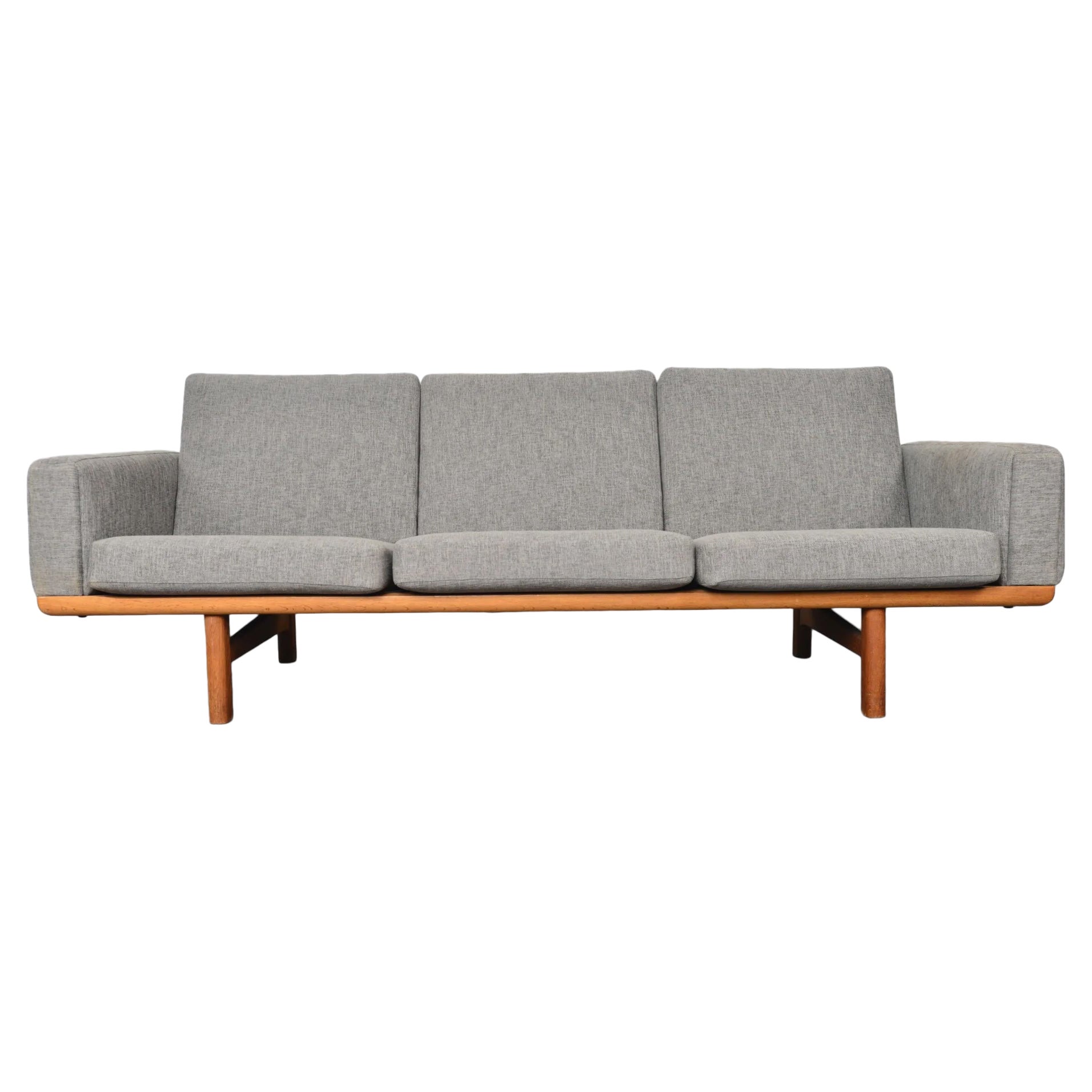 Hans Wegner Ge-236 Three Seat Sofa In Oak For Sale