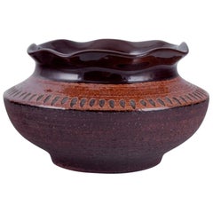 Gabriel, Swedish ceramic workshop. Large ceramic vase. Glaze in brown tones. 
