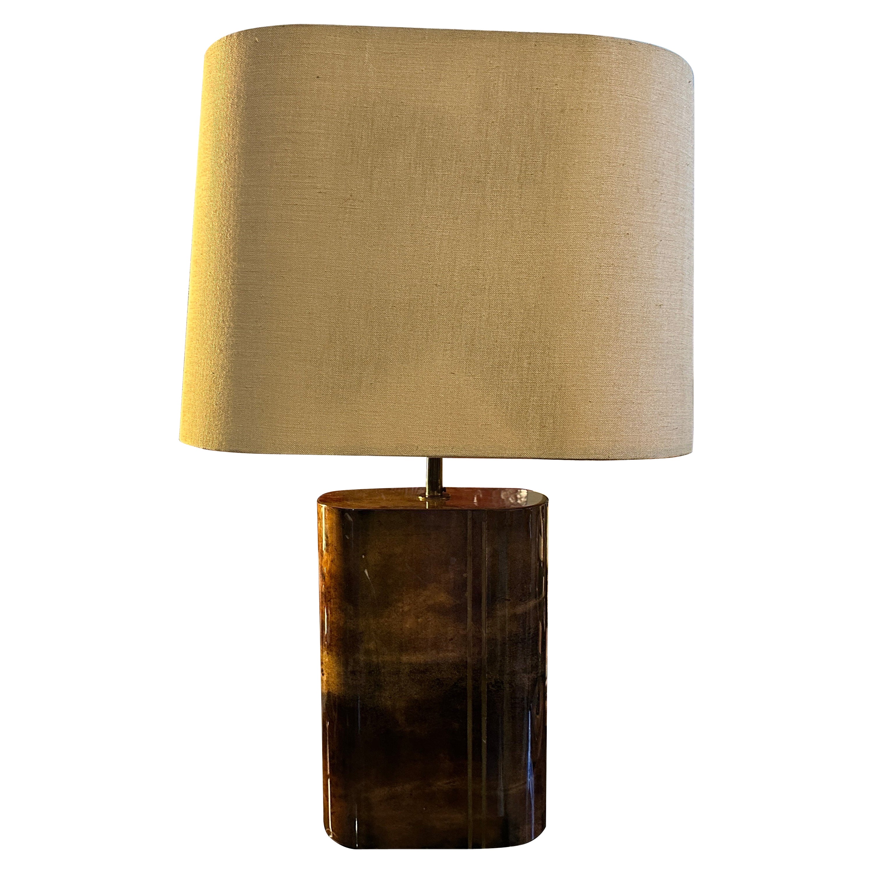 1950s Aldo Tura Mid-Century Modern Brown Goatskin and Brass Italian Table Lamp For Sale