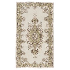 5x8.6 Fuß Vintage Handgefertigter Anatolischer Oushak-Teppich in Beige mit Medaillon-Design