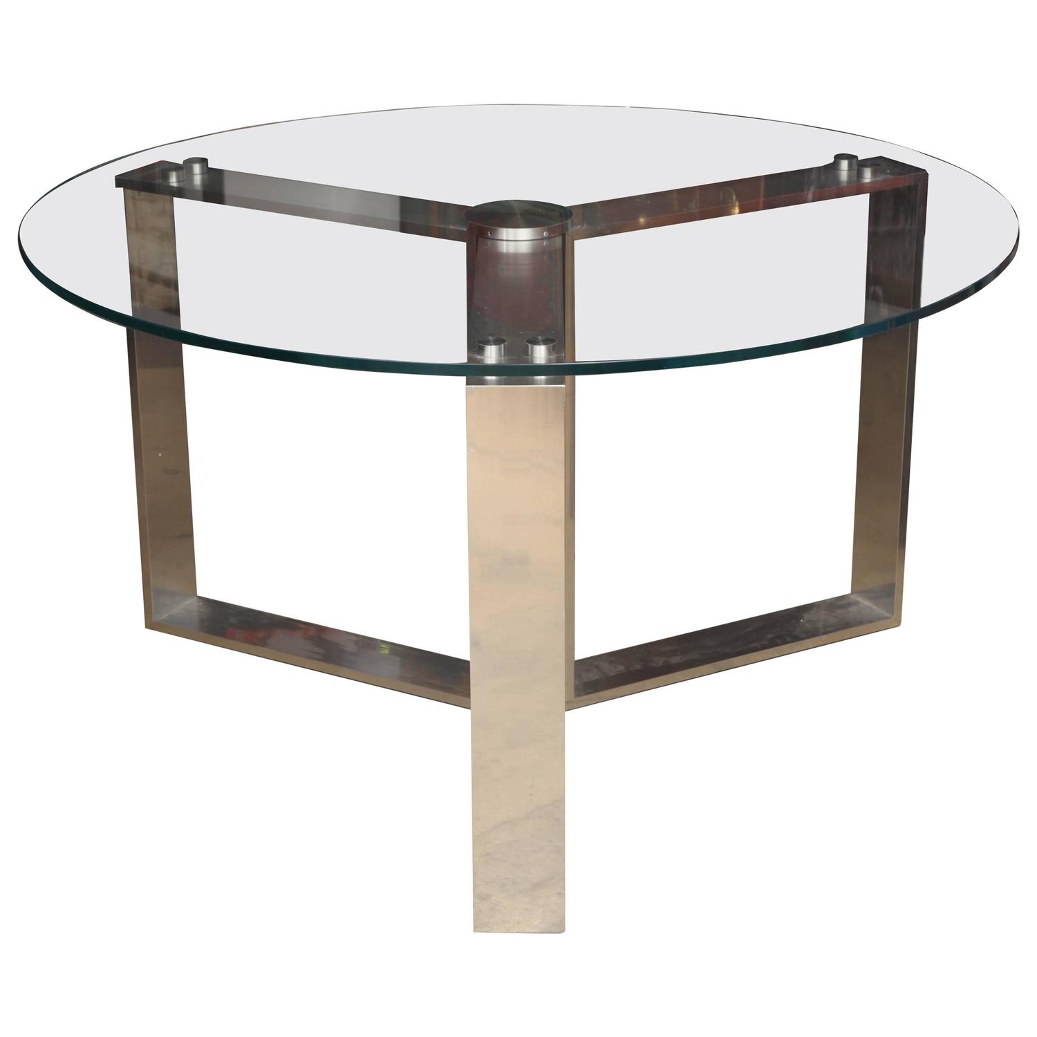 Round Glass Dining Table For Sale at 1stdibs