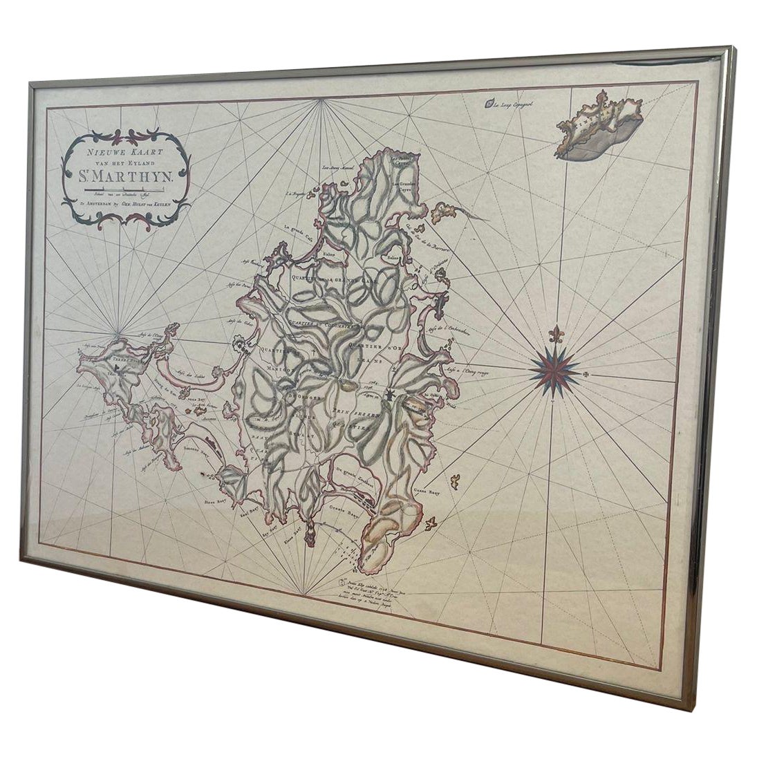 Impression d'une carte vintage de l'île de Saint Martin dans la mer des Caraïbes, écrite en néerlandaise. en vente
