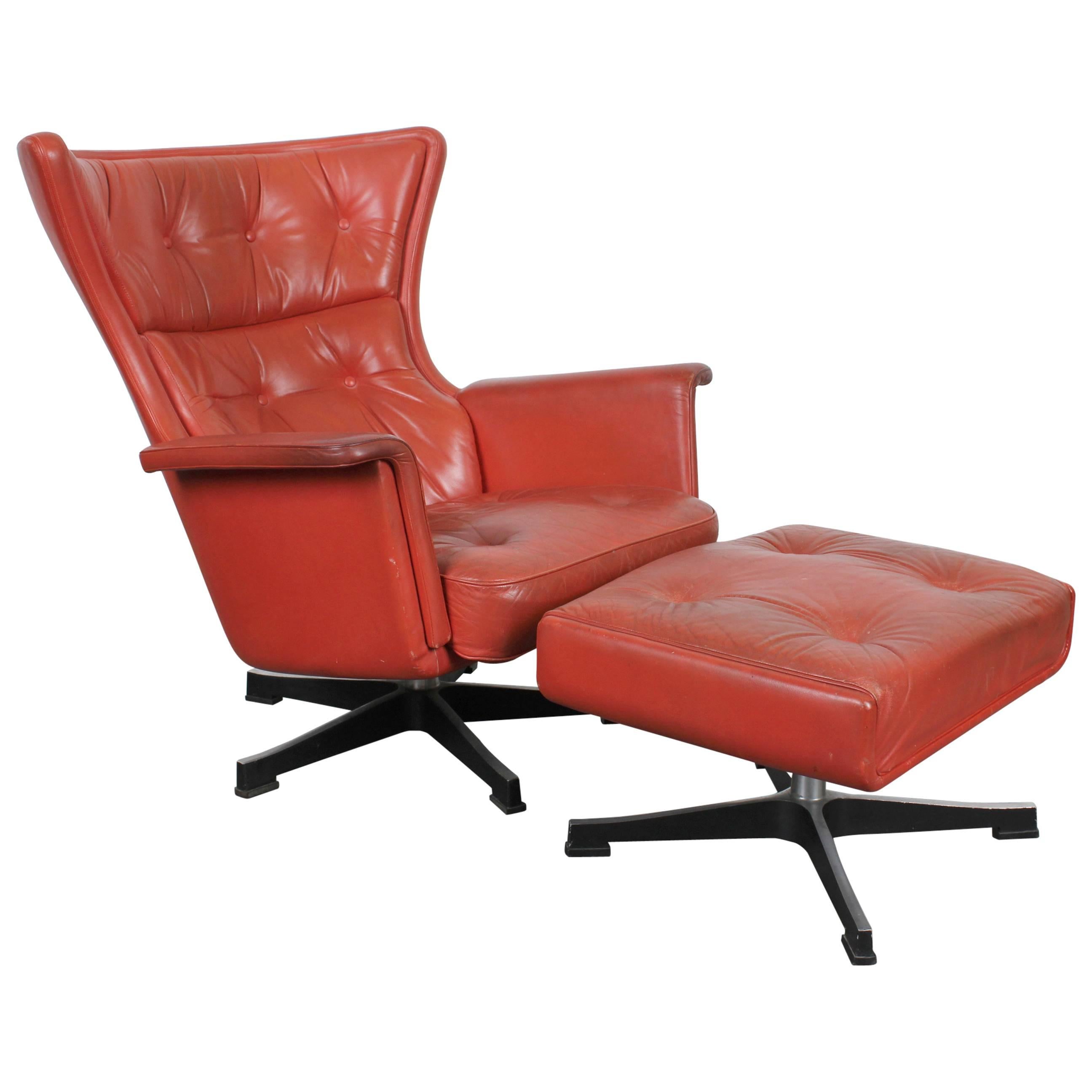 Mid-Century Modern Red Leather Swivel Chair
