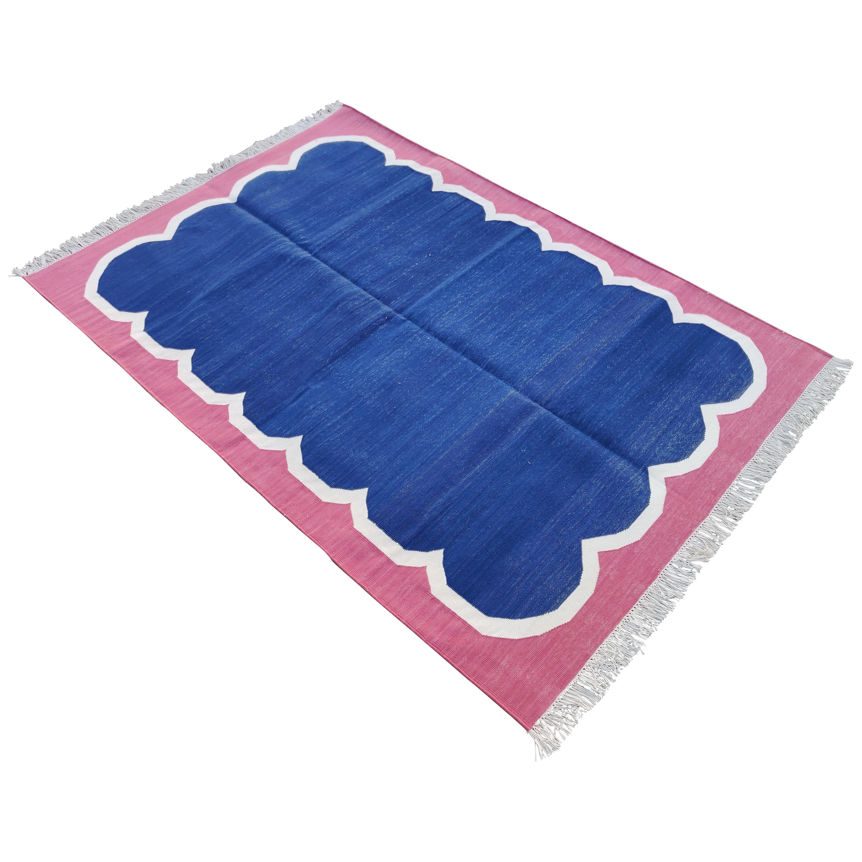 Handmade Cotton Area Flat Weave Rug, 4x6 Blue And Pink Scalloped Indian Dhurrie For Sale