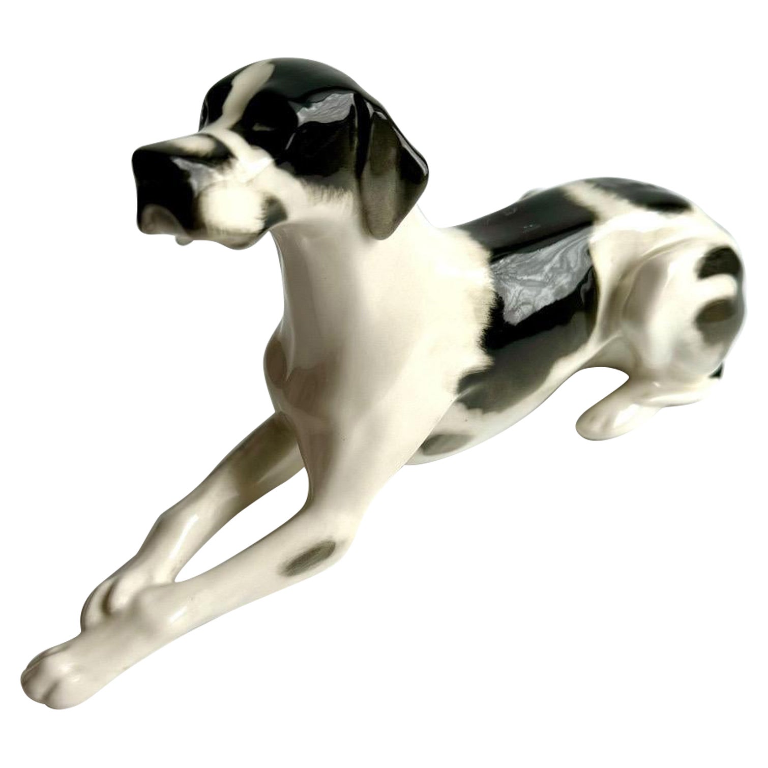 Large Lomonosov Russian Porcelain Black/ White English Pointer Dog Figurine For Sale