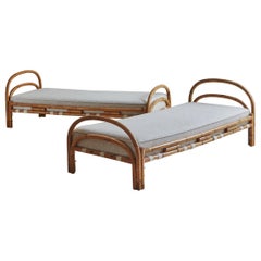 Retro Italian Bamboo Daybed with Gray Woven Boucle Cushion, 1970s - 2 Available