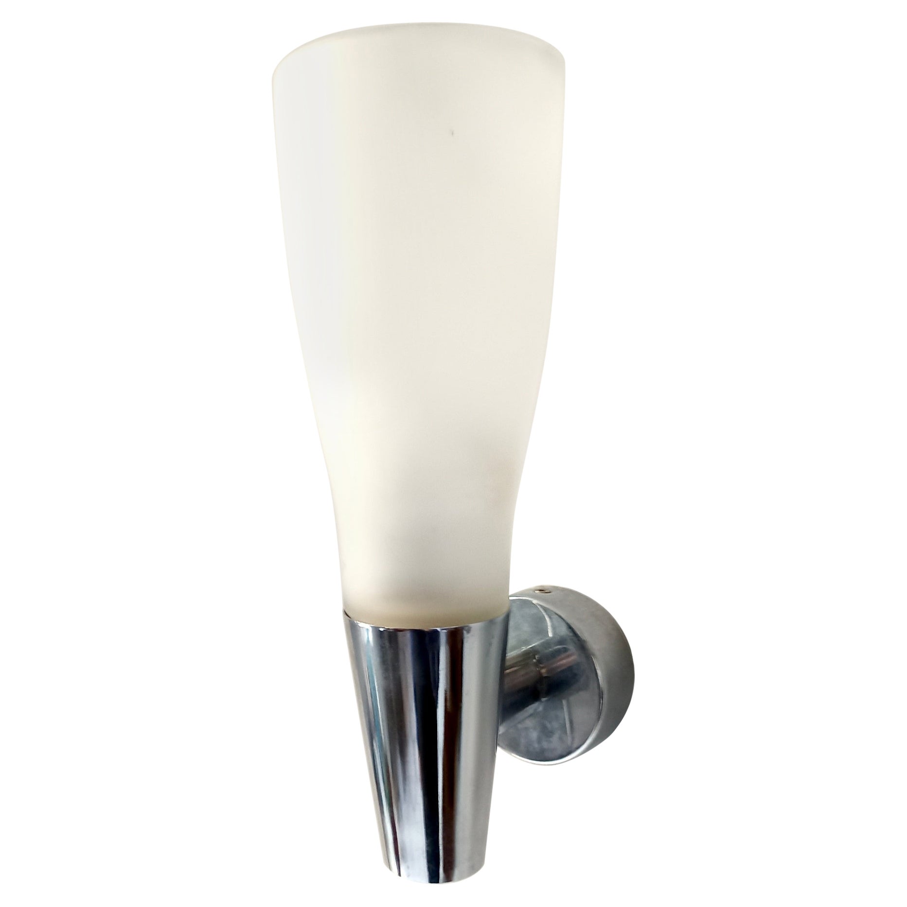 Postmodern Etched Glass Sconce No. 1537 by Pietro Chiesa for Fontana Arte, Italy For Sale