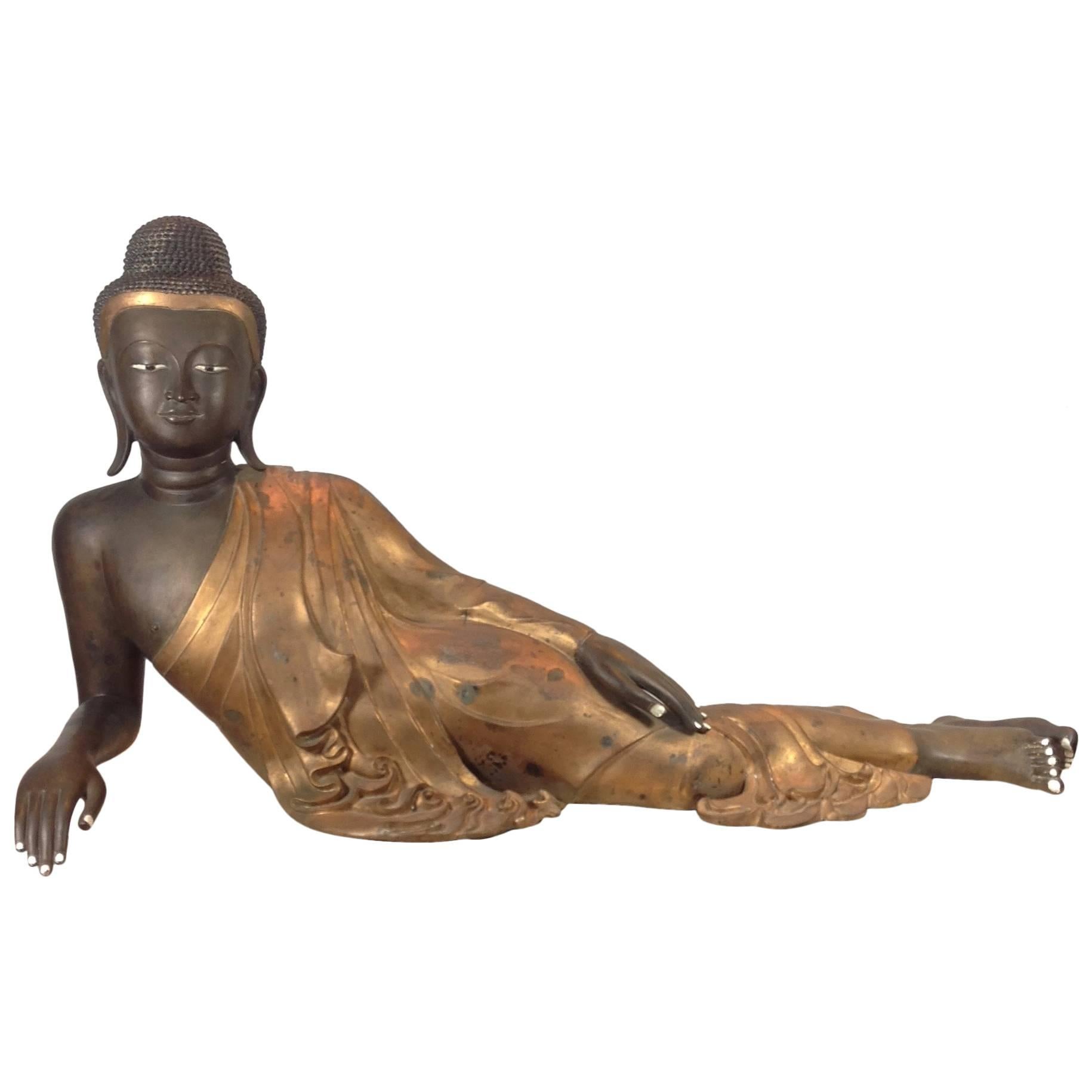 Cast Bronze Lifesize Reclining Buddha; Burmese; circa 1800s For Sale