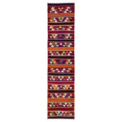 Flachgewebter türkischer Kelim-Wollteppich im Vintage-Stil mit mehrfarbigem geometrischem Design