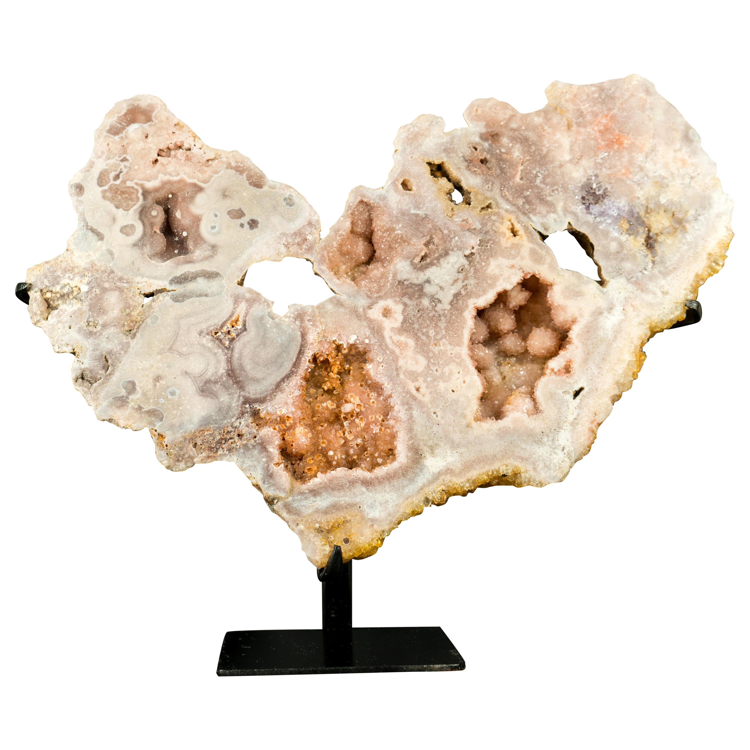 Rosa Amethyst Geode Platte mit skulpturalen rosa Amethyst Blumen und Drusus
