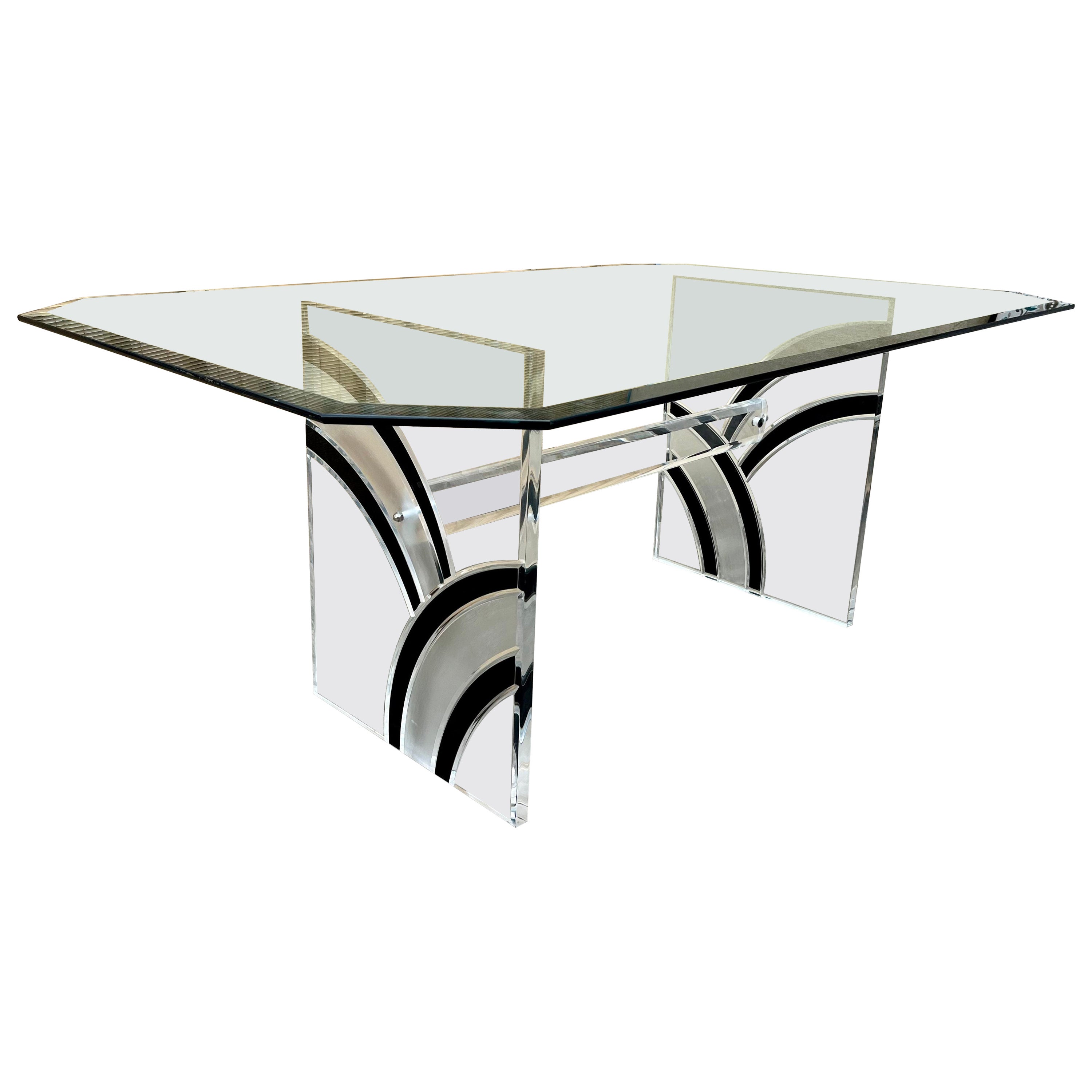 Vintage Mid Century Modern Lucite base Dining Table. Circa 1970s.  For Sale