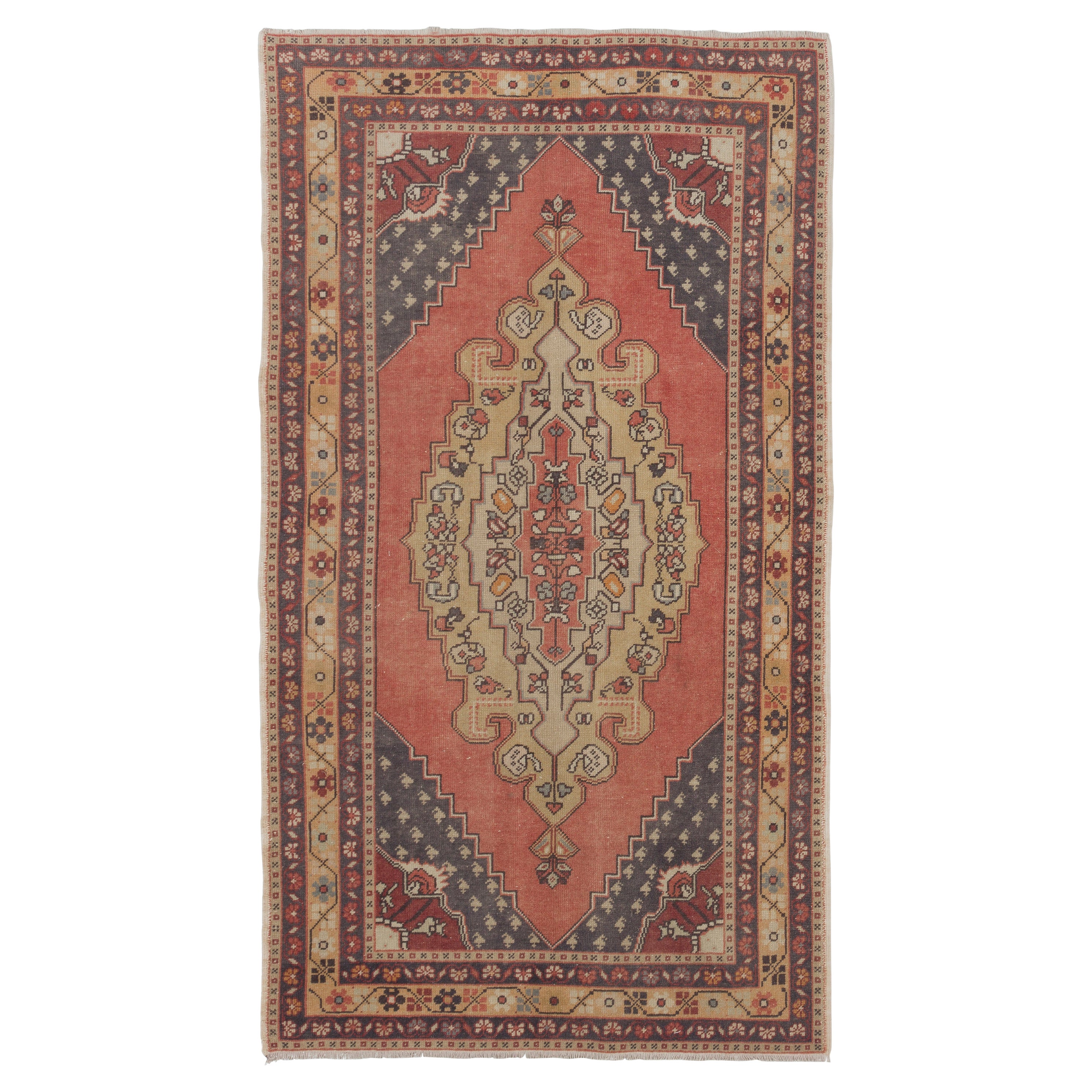 4.7x6.3 Ft One of a Kind Vintage Handmade Oriental Rug for Traditional Interiors For Sale
