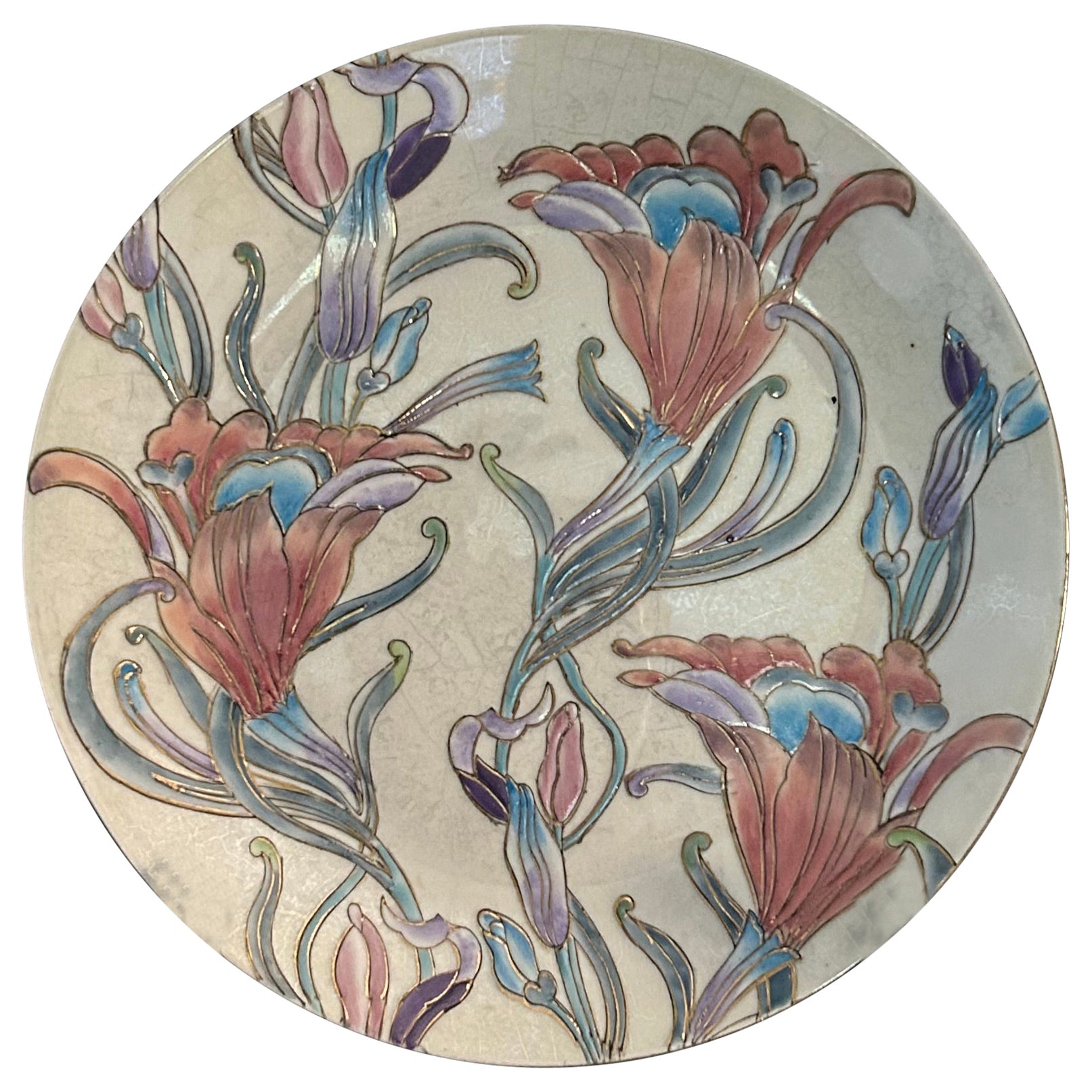 Petite assiette décorative florale vintage peinte à la main par Toyo  en vente