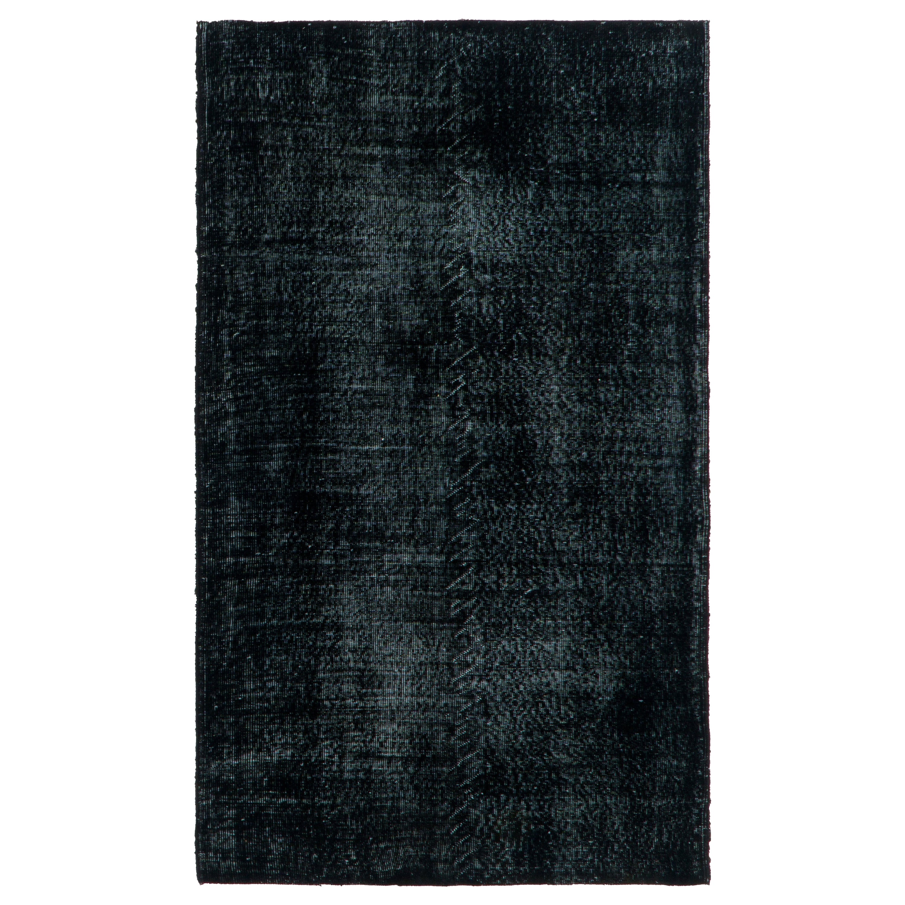 4x6.7 Ft Handmade Turkish Plain Black Wool Rug, Ideal for Contemporary Interiors For Sale