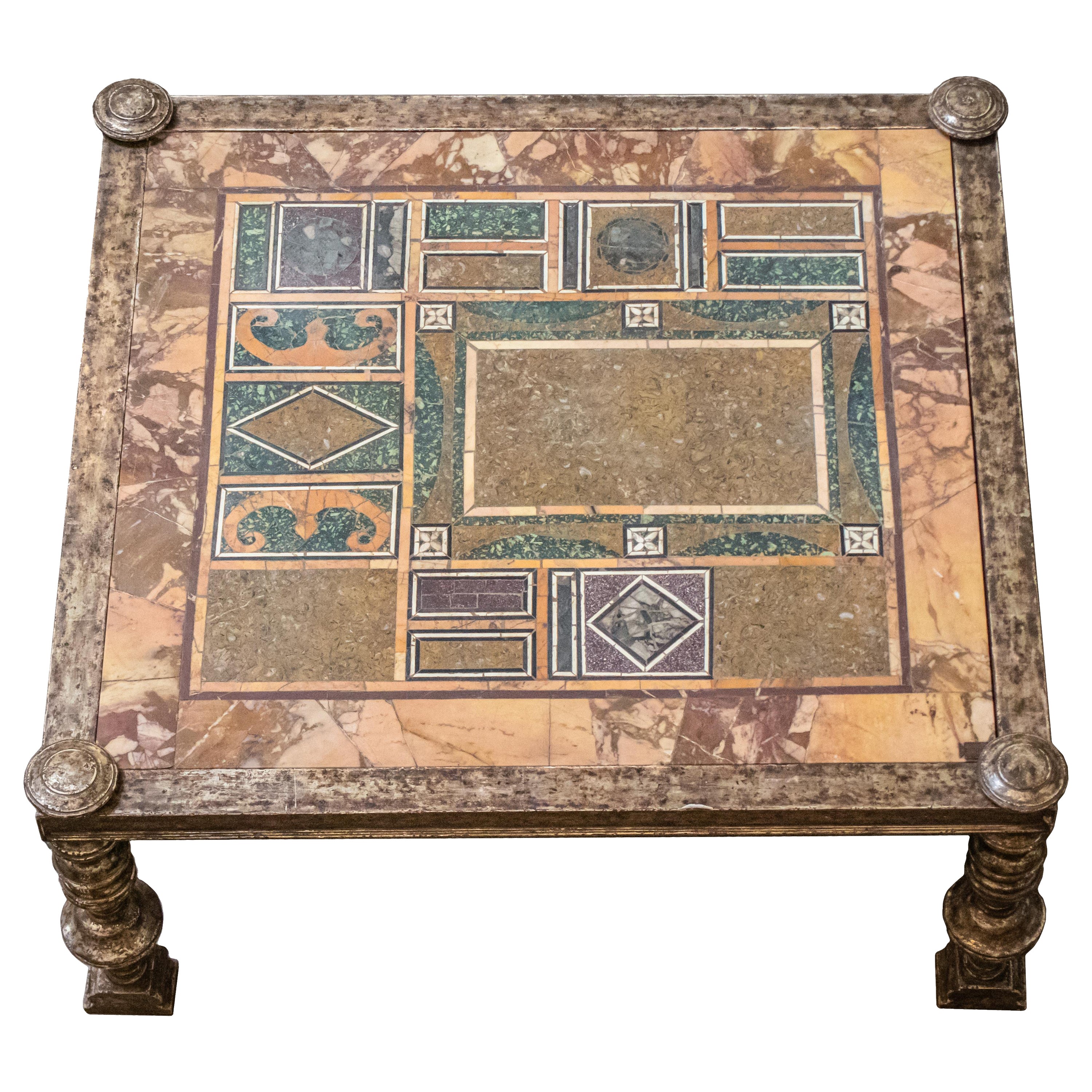Table d'appoint italienne en marbre et bois argenté par Claudio Romei en vente