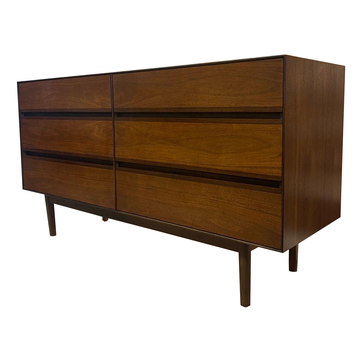 Vintage Mid Century Modern Low Six Drawer Dresser by Modernaire. For Sale