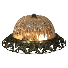 Retro Hollywood Regency ceiling lamp, cut glass and openwork gilded edge.