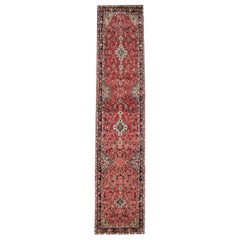 Tapis de couloir persan vintage à fleurs, tapis de couloir rose rouille, tapis de laine