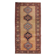 Antiker persischer Läufer, handgefertigter Sarab-Teppich, Stair-Läufer
