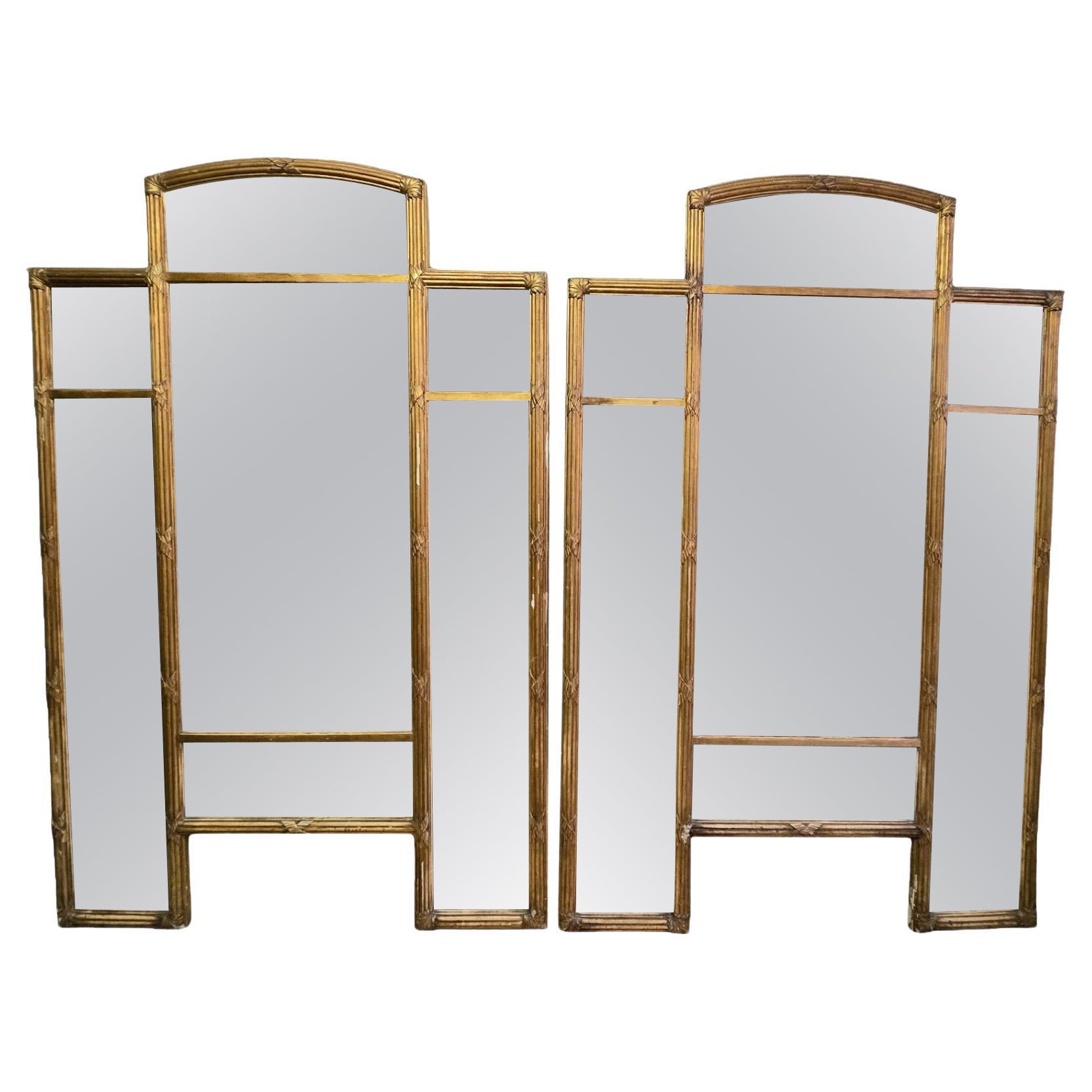 Monumentale französische Spiegel aus goldenem Holz - Historische Schätze der Eleganz im Angebot
