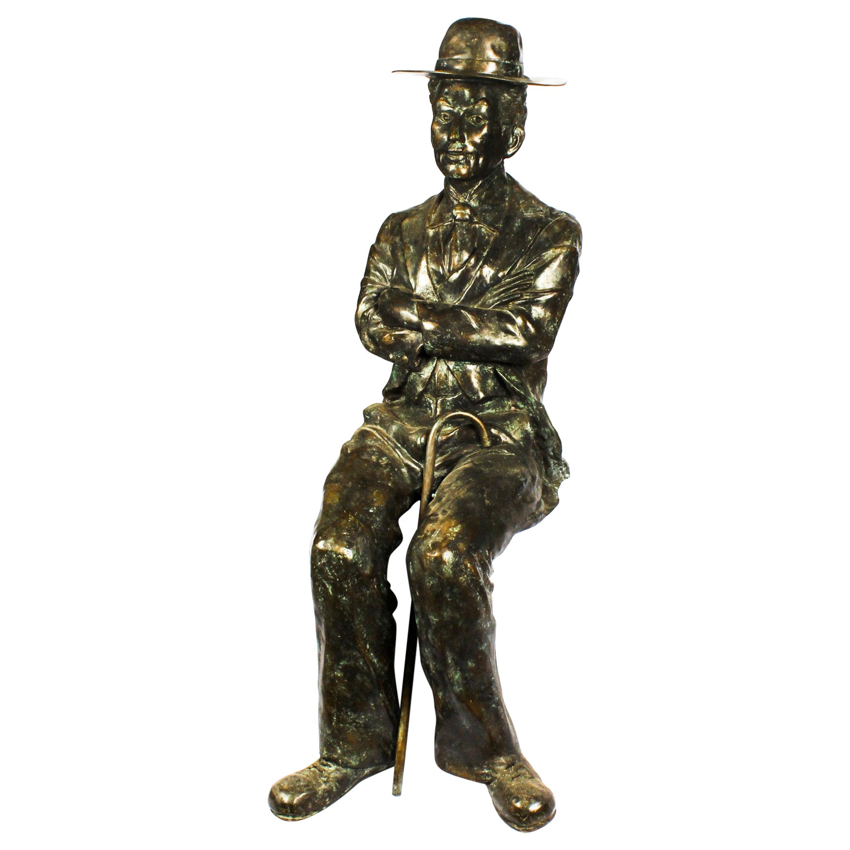 Sculpture en bronze grandeur nature de Charlie Chaplin assis 20ème siècle en vente
