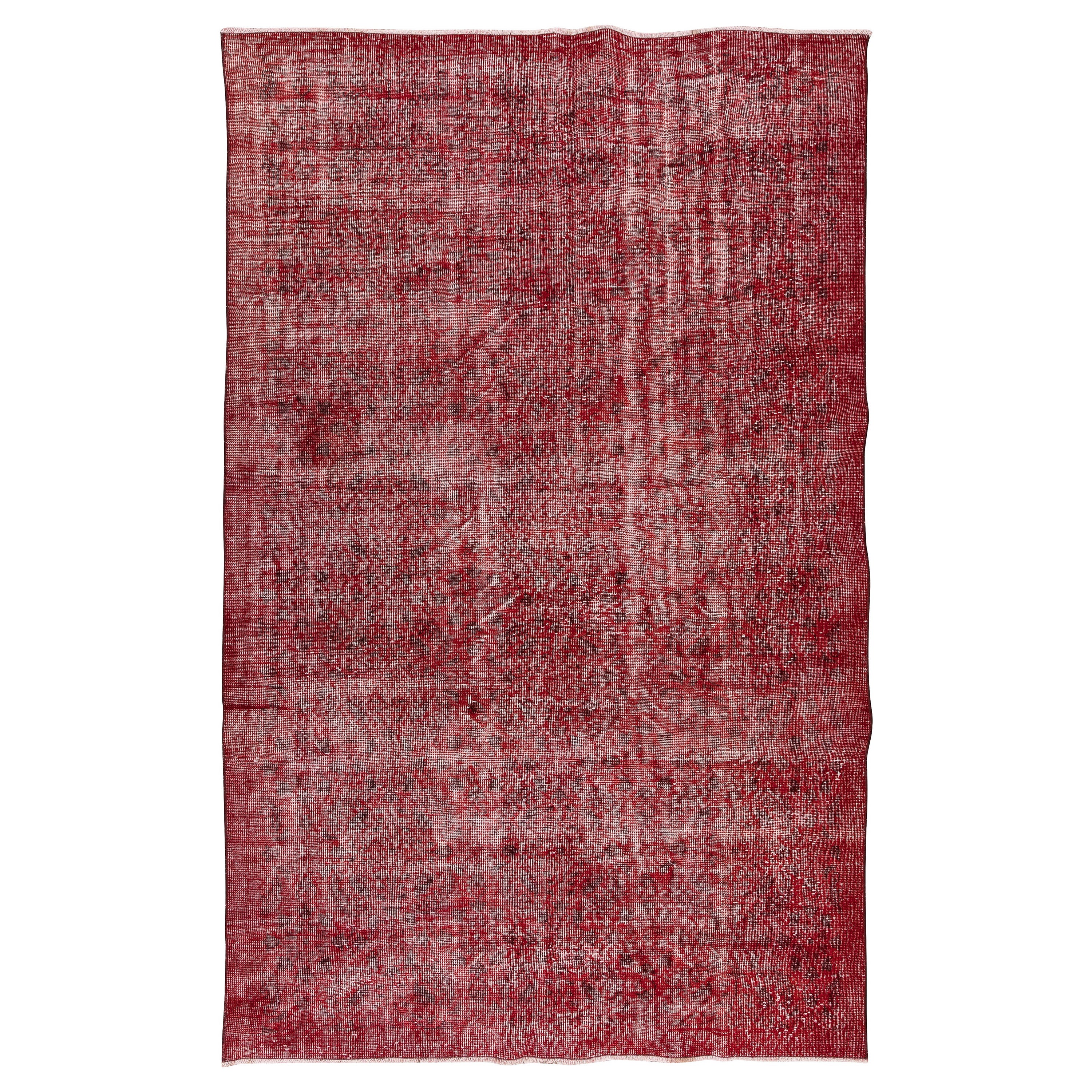 5.3x8.5 Ft Red Area Rug for Contemporary Interiors, Hand Knotted in Turkiye For Sale