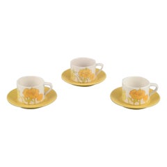 Retro Ernestine Salerno, Italy. Three large coffee cups/morning cups with saucers.