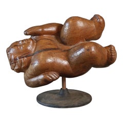Sculpture figurative endormie